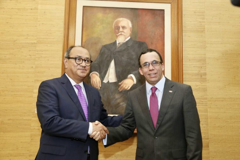 ANDRÉS NAVARRO ACUERDA ALIANZA CON MINISTRO DE EDUCACIÓN DE MEXICO PARA PROYECTOS EDUCATIVOS