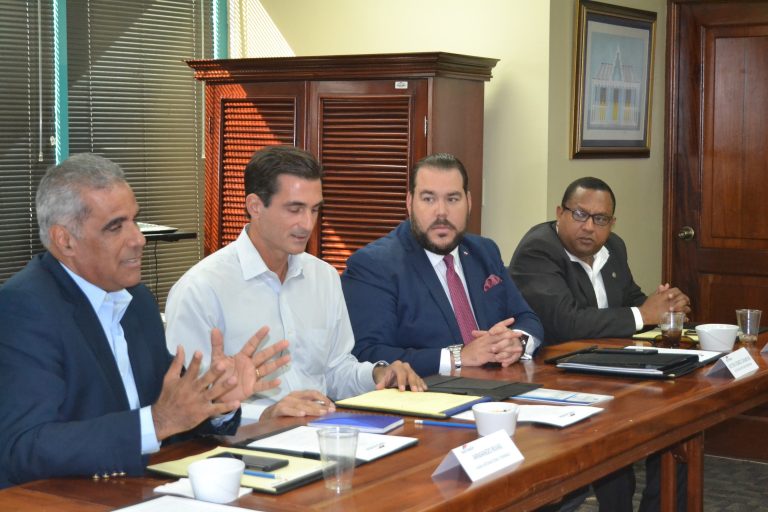 Autoridad Portuaria se incorpora al Comité de Facilitación del Comercio de la AMCHAMDR
