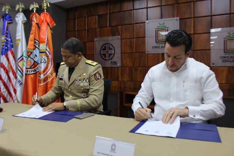 Unicaribe y Comisión de Emergencia  firman convenio para el fortalecimiento de las capacidades en gestión integral del riesgo de desastres