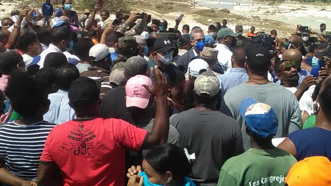 laura