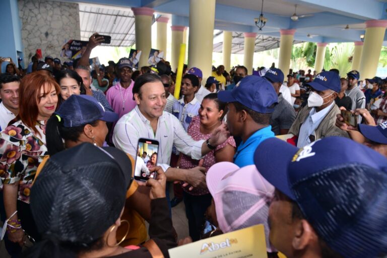 Abel Martínez asegura que quienes gobiernan no piensan en el presente ni futuras generaciones