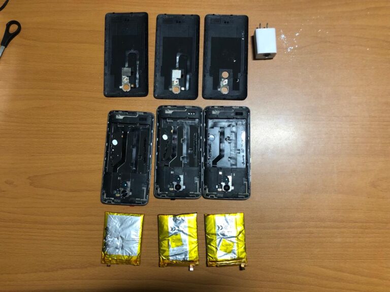 Ocupan coaína en celulares que simulaban ser baterías