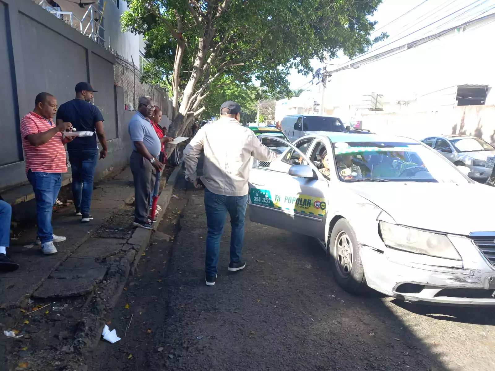 WhatsApp-Image-2022-03-31-at-1.51.29-PM Choferes del Corredor 27 de Febrero afirman son una zona franca de empleos