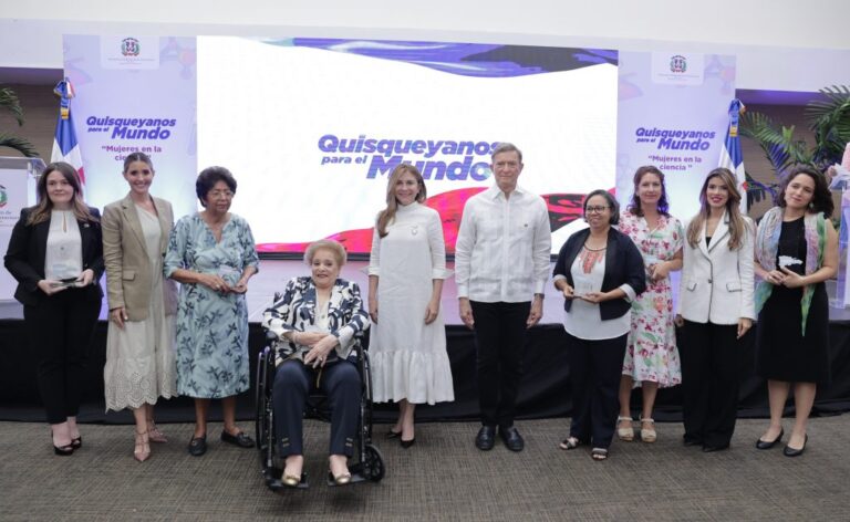 MIREX distingue labor de dominicanas destacas en la ciencia