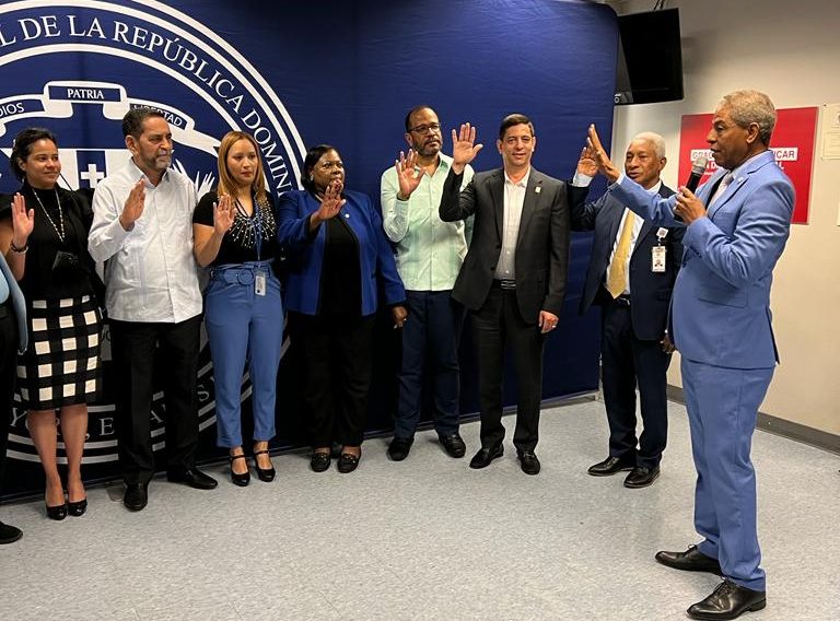 Medios de la Presidencia juramenta voceros del Gobierno en Nueva York