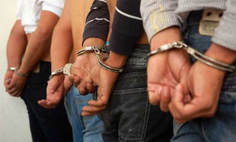 Policía Nacional de Salcedo, apresa 3 personas en fragante delito