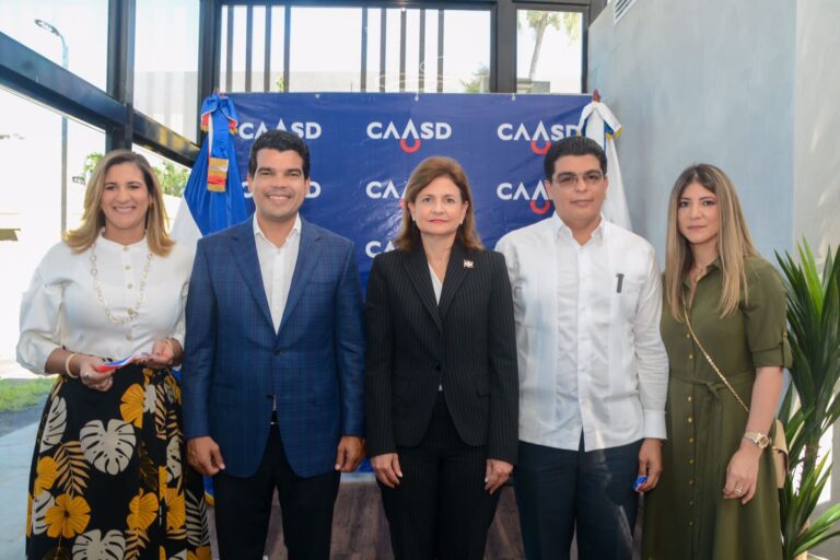 CAASD inaugura moderna oficina comercial en Naco