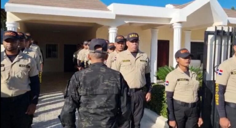 Presidente DNCD supervisa labores de agentes operacionales