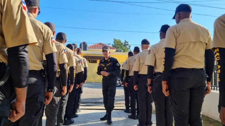 Presidente DNCD supervisa labores de agentes operacionales