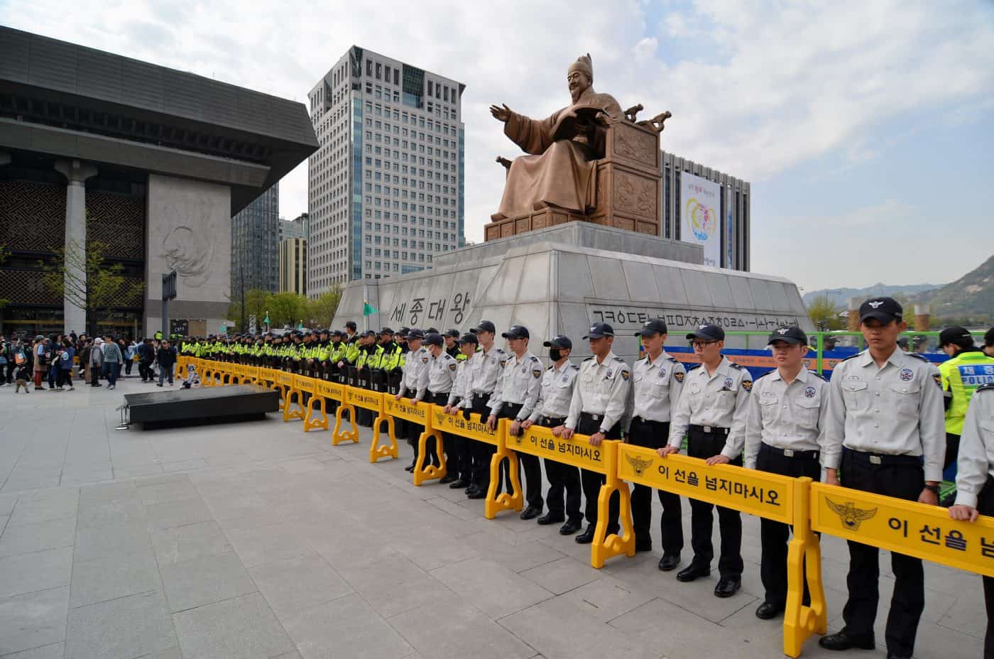 seoul-946839_1920-1400x928