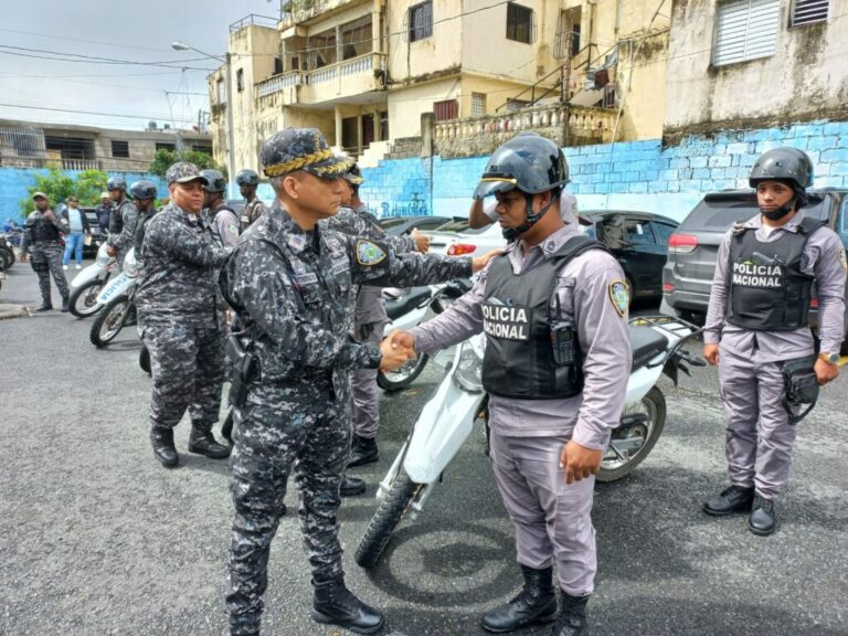 Policía captura flagrante delito a presunto antisocial