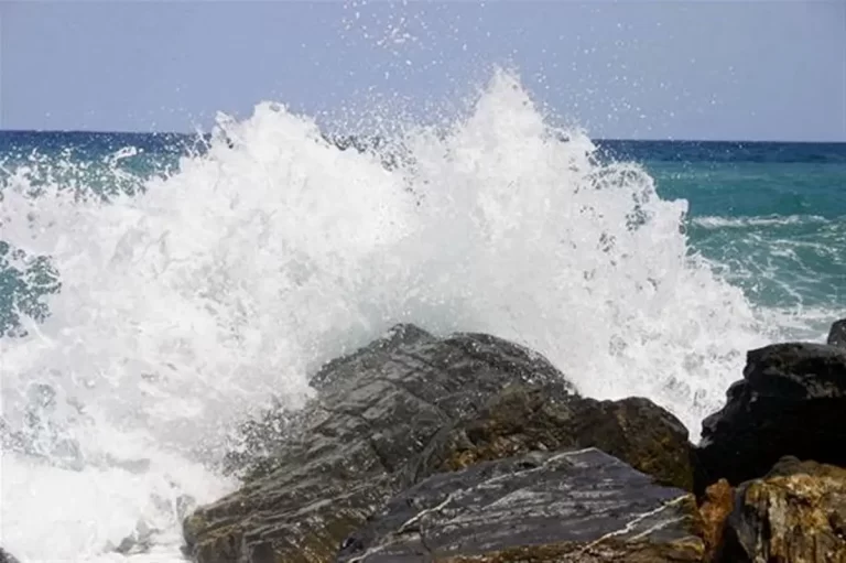 Oleaje peligroso en la Costa Atlántica