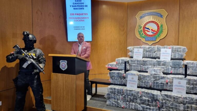 Ocupan 320 paquetes presumiblemente cocaína en operativos