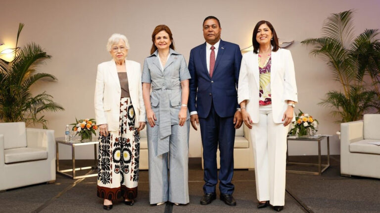 LMD presenta “Programa de Formación Mujer y Liderazgo”