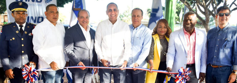 Indotel y Wind Telecom inician proyecto de fibra óptica en Villa Gautier