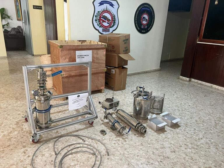Ocupan 43 paquetes de marihuana y desmantelan centro de distribución