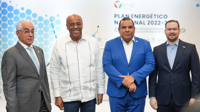RD registra crecimiento de 50% en instalación energías renovables