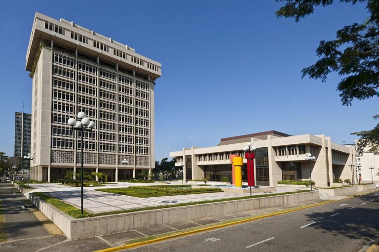 BCRD informa que las remesas rondaron los US$4,200.0 millones en los primeros cinco meses de 2023