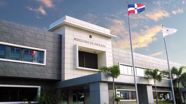 FMI dice perspectivas económicas del país son positivas