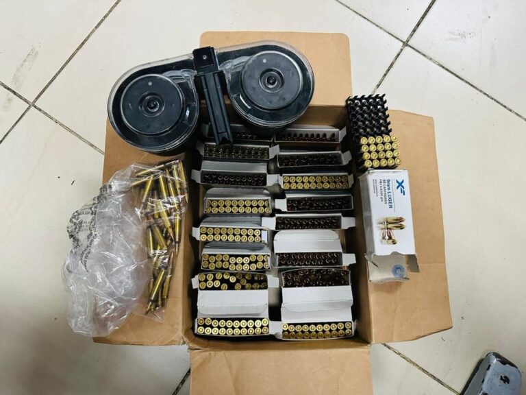 Apresan hombre en Baní con más de 17 mil gramos de drogas y cientos de municiones