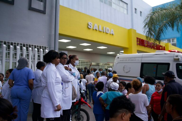 Gobierno despliega unidades de emergencia ante explosión en San Cristóbal