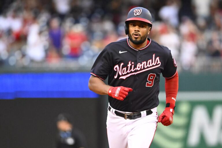 Cachorros obtienen a Jeimer Candelario desde Nacionales
