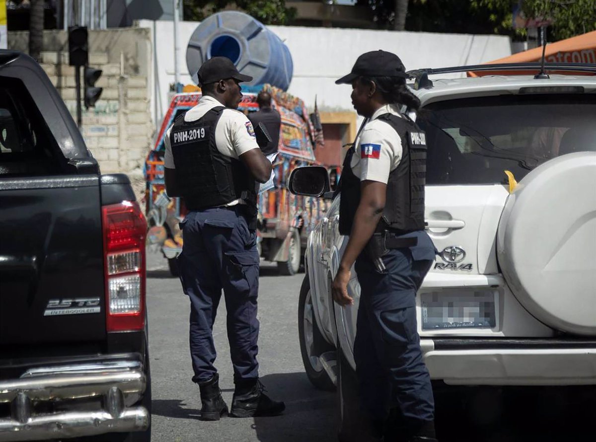 Haití.- Bahamas promete unirse a Kenia al despliegue de tropas en Haití para reforzar la seguridad del país Bahamas se unirá al despliegue de tropas kenianas en Haití