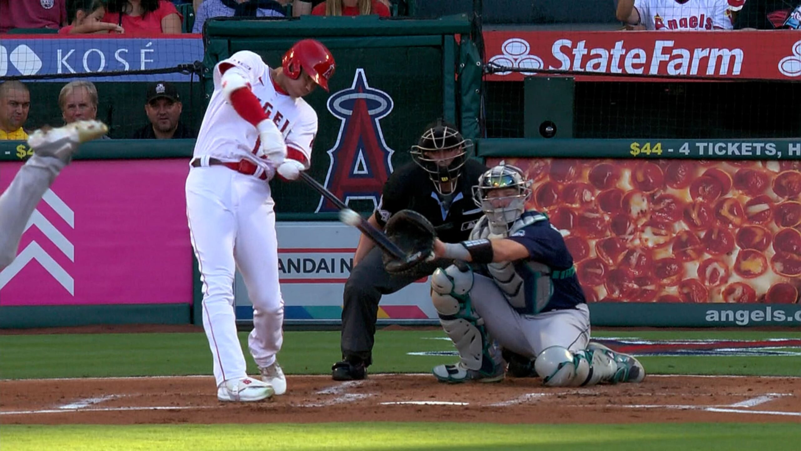 lh5jxom0cvhlwia3gzq1 Ohtani bateó su 40mo jonrón tras dejar apertura por calambres