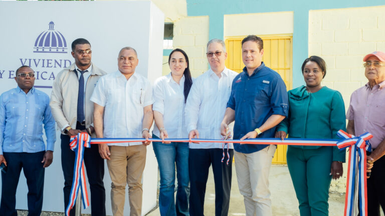 MIVED entrega la ampliación del CCR de Elías Piña
