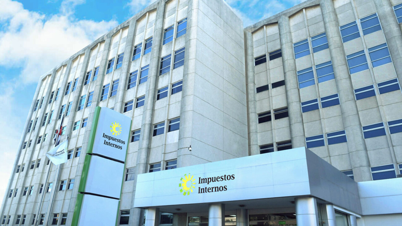FACHADA_0 DGII recaudó más de RD 57,300 millones en agosto