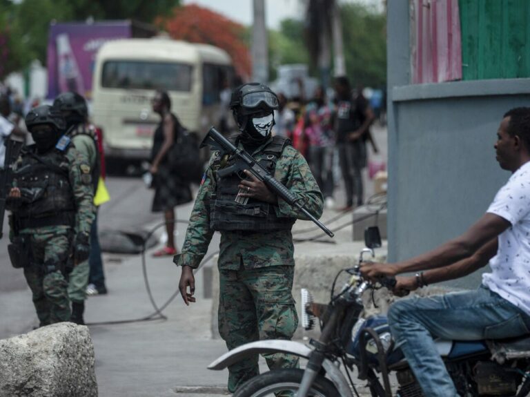 Kenia pausa envío de fuerza policial a Haití
