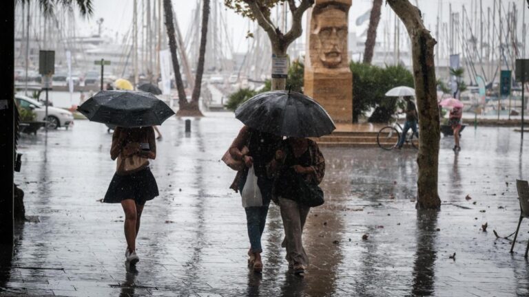 Algunas lluvias en la costa norte, temperaturas cálidas en el día