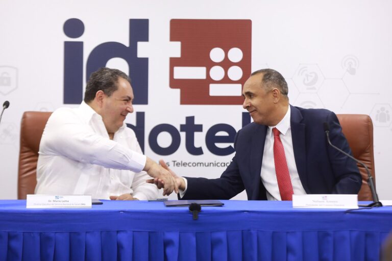 Indotel y SNS firman ccuerdo para instalar Internet Satelital en Centros de Atención Primaria