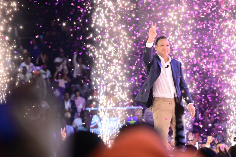 Abel Martínez fue proclamado candidato presidencial del PLD