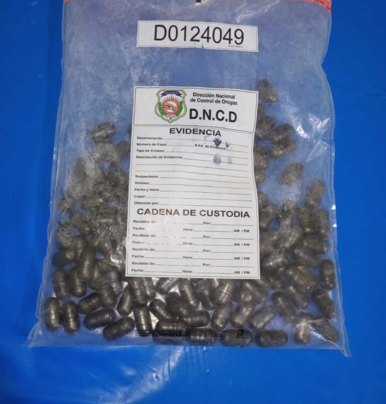 Detenido en RD con sustancias controladas en su estómago