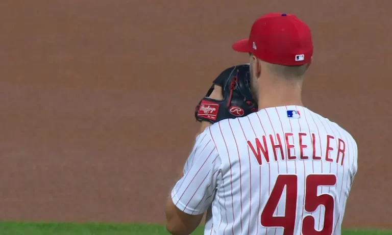 Wheeler dominó y Filis se llevaron el Juego 1 ante los Marlins