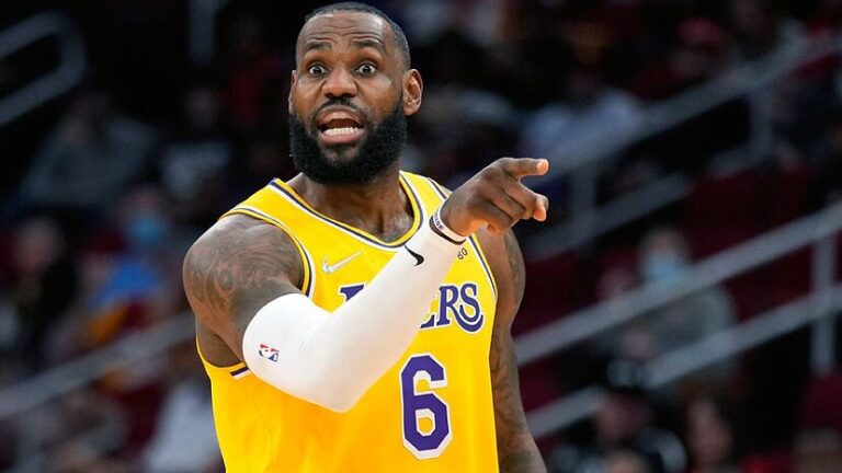 LeBron James establece otro récord