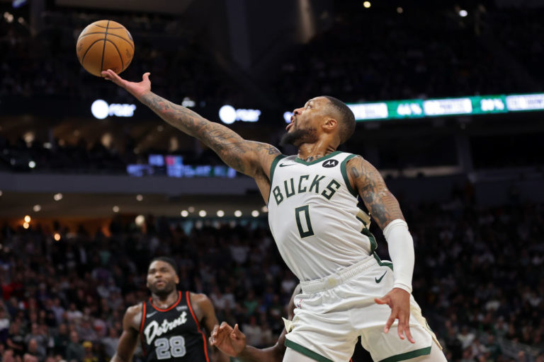 Lillard se Luce tras la Polémica Expulsión de Giannis