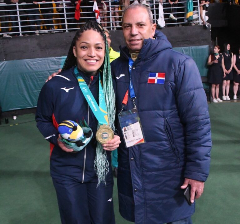 COD celebra premio de Brenda como mejor libero del mundo 2023