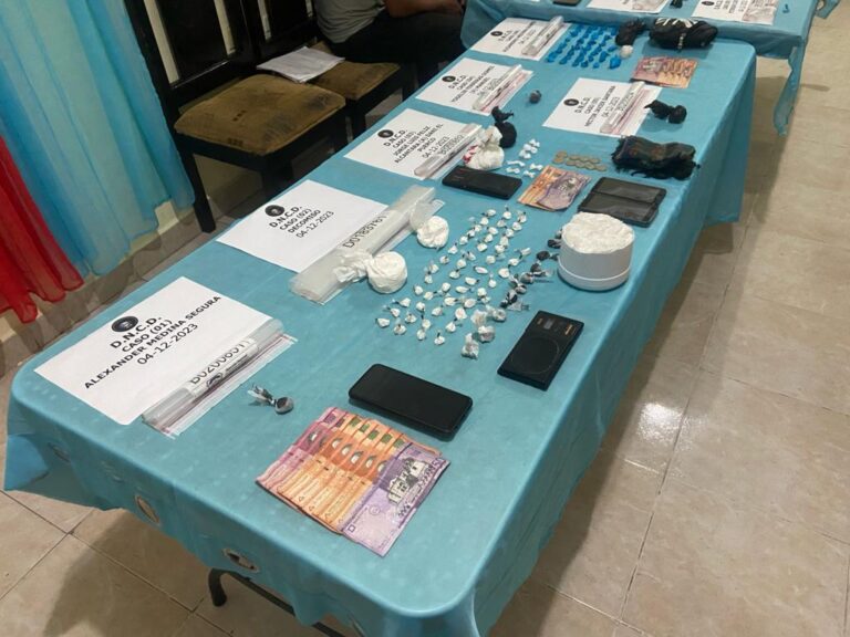 Autoridades ocupan más de mil gramos de drogas en Barahona