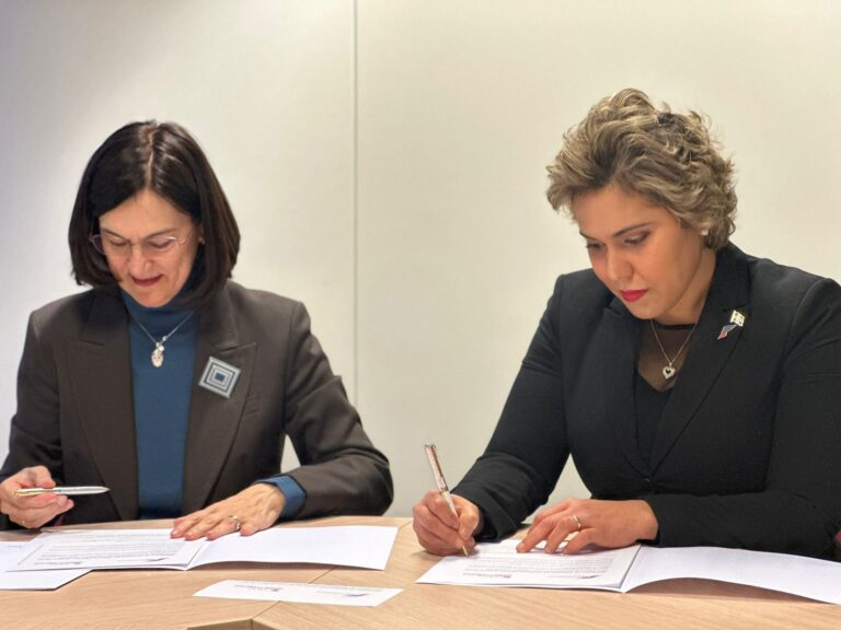 Procompetencia y CNMC acuerdan colaboración interinstitucional