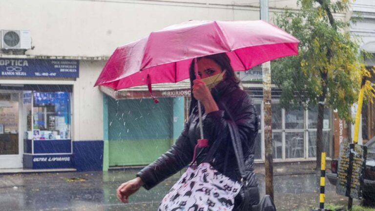 Lluvias en varias localidades del país por viento y sistema frontal