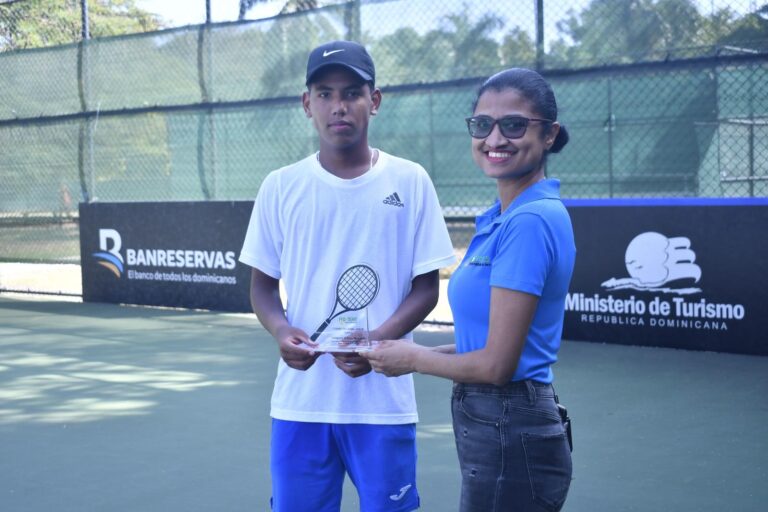 Primer torneo nacional juvenil de tenis tuvo primeros campeones