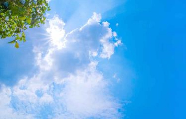 SOLEADO Cielo mayormente soleado y temperaturas ligeramente calurosas