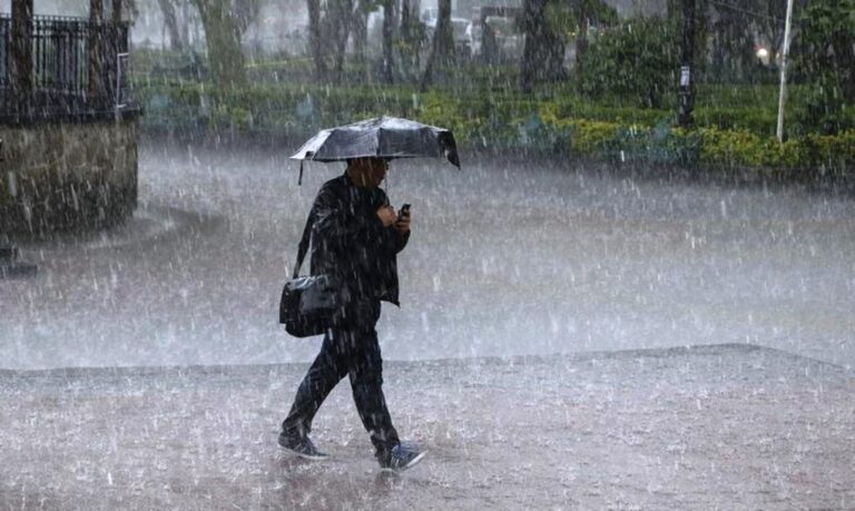 Lluvias pasajeras por el viento del este en algunas localidades