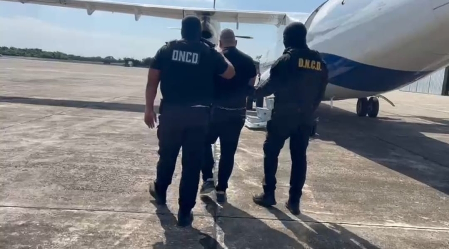 2e53de5e273acde08ffef17a3898f3bd_XL Extraditan a EEUU Dominicano acusado de tráfico internacional de drogas