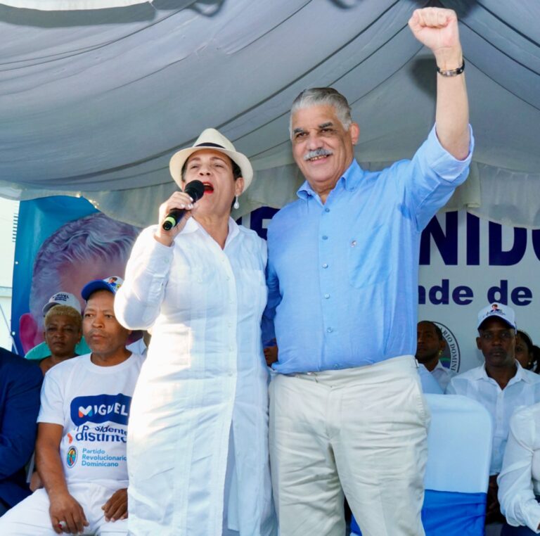 Vargas Maldonado lidera reunión con candidatos municipales del PRD