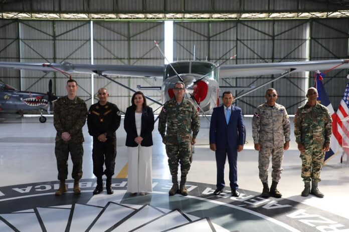 EE. UU. dona aeronave a República Dominicana para combatir narcotráfico y asistencia humanitaria