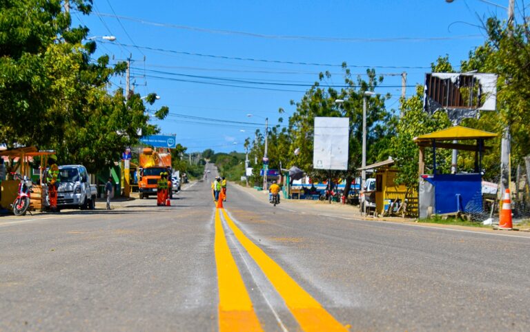Gobierno entregará carretera Navarrete-Montecristi