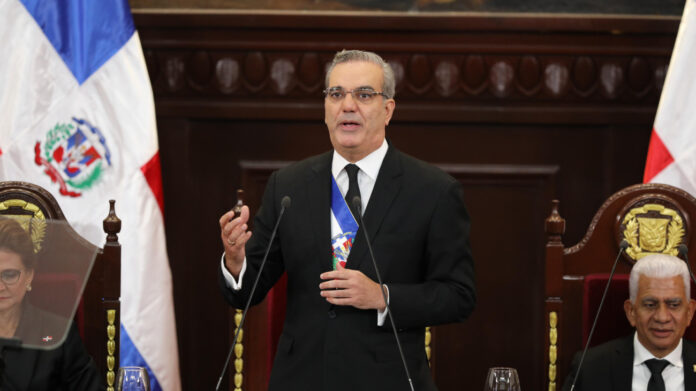 WhatsApp Image 2024-02-27 at 11.21.57 AM Abinader destaca que gobierno ha destinado 147,000 millones para asistir a los más vulnerables y al comercio en la frontera